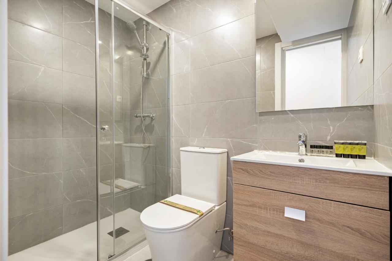 Apartamentos Reformados En Madrid Rio Exterior photo